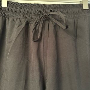 Old Navy Extra High-Waisted StretchTech Cropped Wide-Leg Pants for Women Size M.